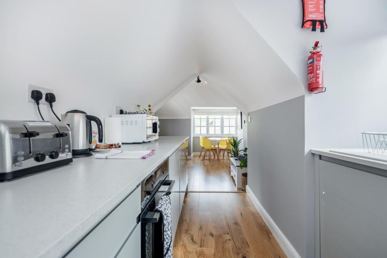 The Gem Of Central Winchester - Sleeps 4 Eksteriør bilde