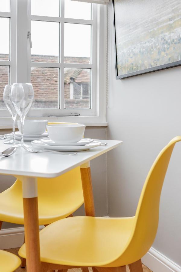 The Gem Of Central Winchester - Sleeps 4 Eksteriør bilde