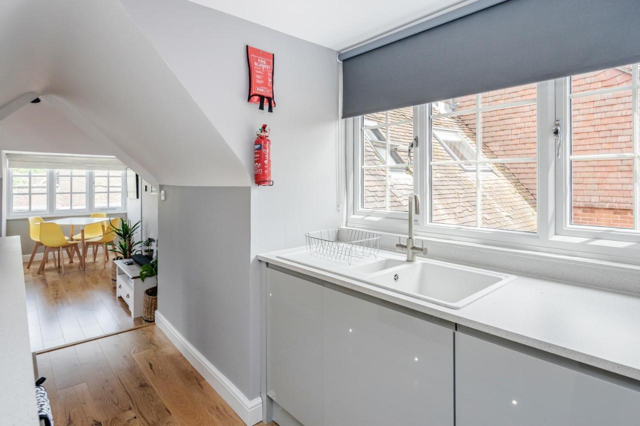 The Gem Of Central Winchester - Sleeps 4 Eksteriør bilde